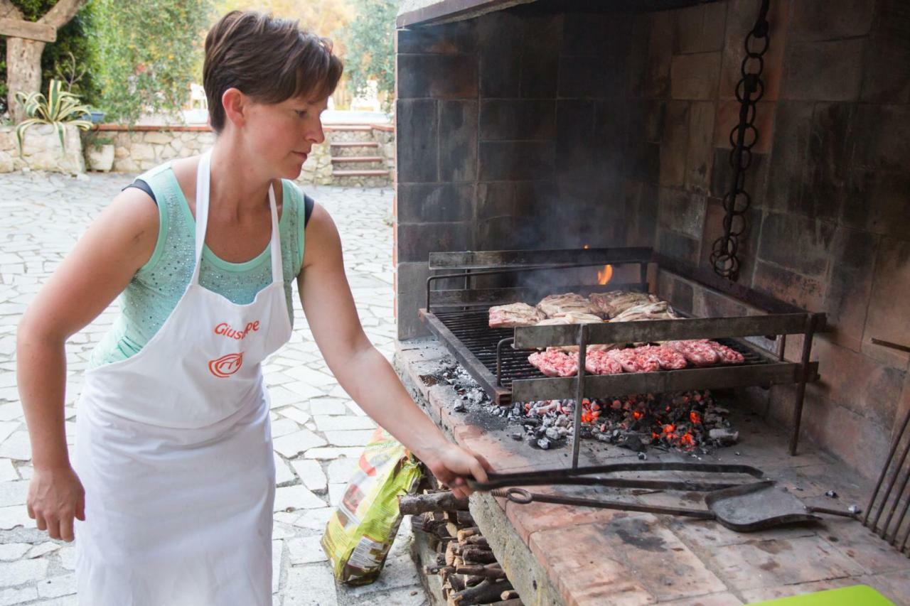 Willa Fattoria Cristina Bilo Rosa Castelnuovo Magra Zewnętrze zdjęcie